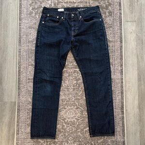 GAP Women's Dark Blue Straight Leg Jeans